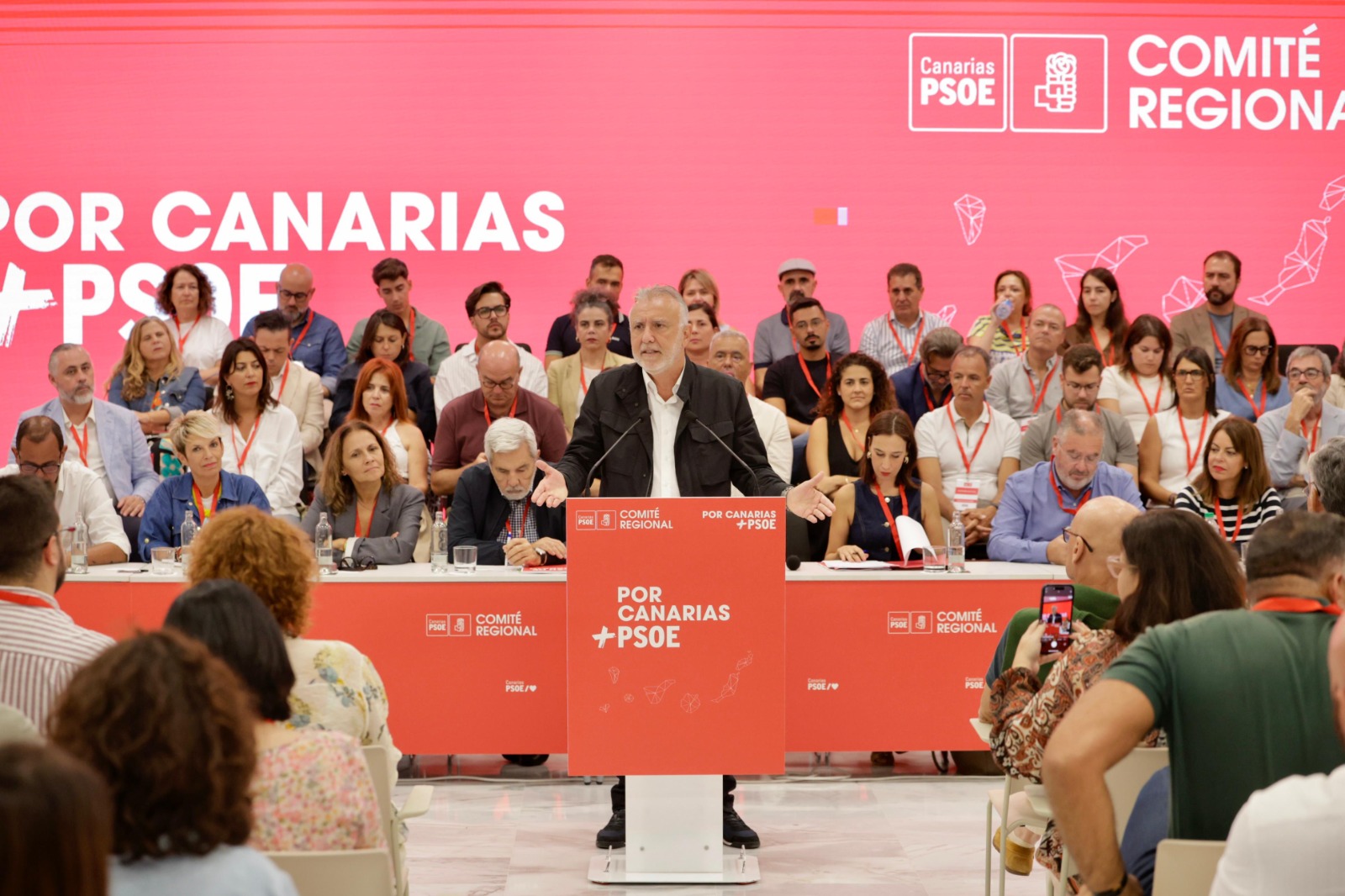 Torres afirma que el PSOE hablará de los problemas de Canarias “frente a los que solo lo hacen de Madrid o Cataluña”